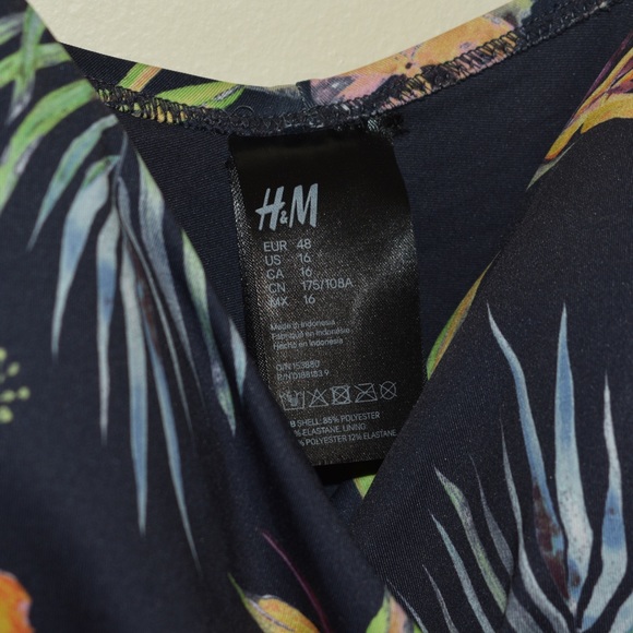 H&M Navy Tropical Floral Print One Piece Swimsuit - Picture 6 of 6